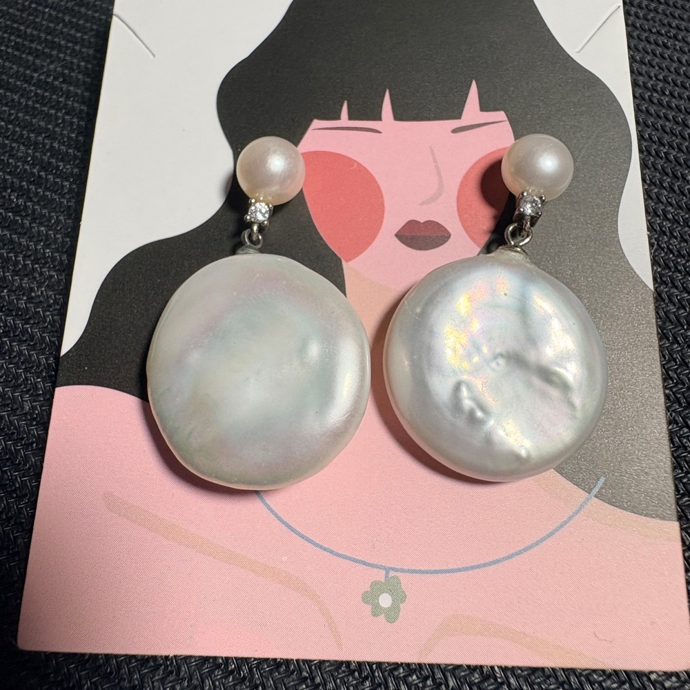 Freshwater pearls button shape Elegant Pearl Drop Earrings